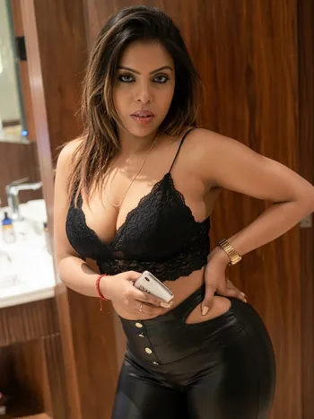 housewife call girls Daman