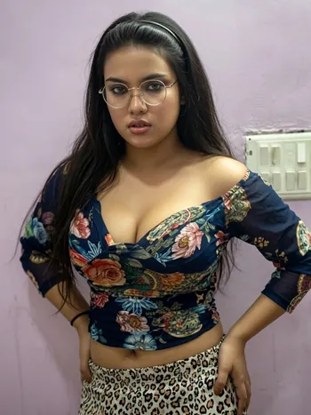 escorts in Daman